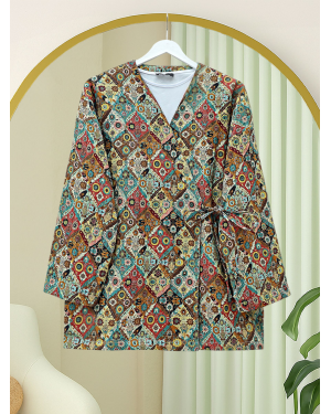 Quilted Kimono with Tied Waist, Pockets, Patterned Lining- Beige