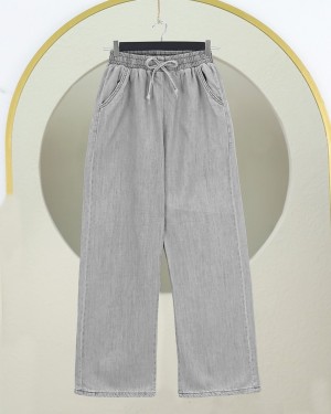 Elastic Waist Wide Leg Jeans with Pockets         -Grey