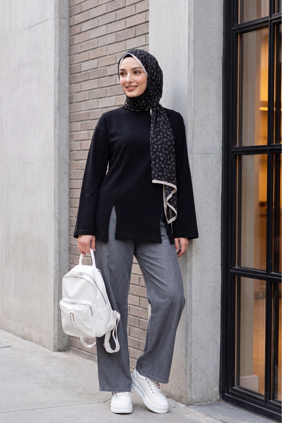 Elastic Waist Wide Leg Jeans with Pockets          -Dark Grey