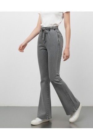 بنطال جينز إسباني بتفاصيل دانتيل -لون مدخن