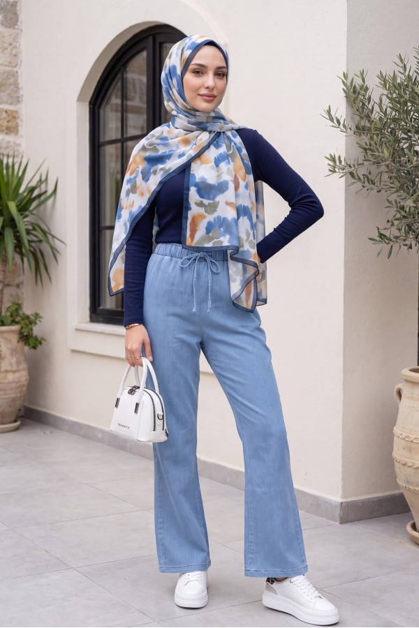 Spanish Leg Lace Detail Jeans -Blue