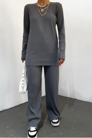 طقم بروتيل بياقة مستديرة -اللون الرمادي