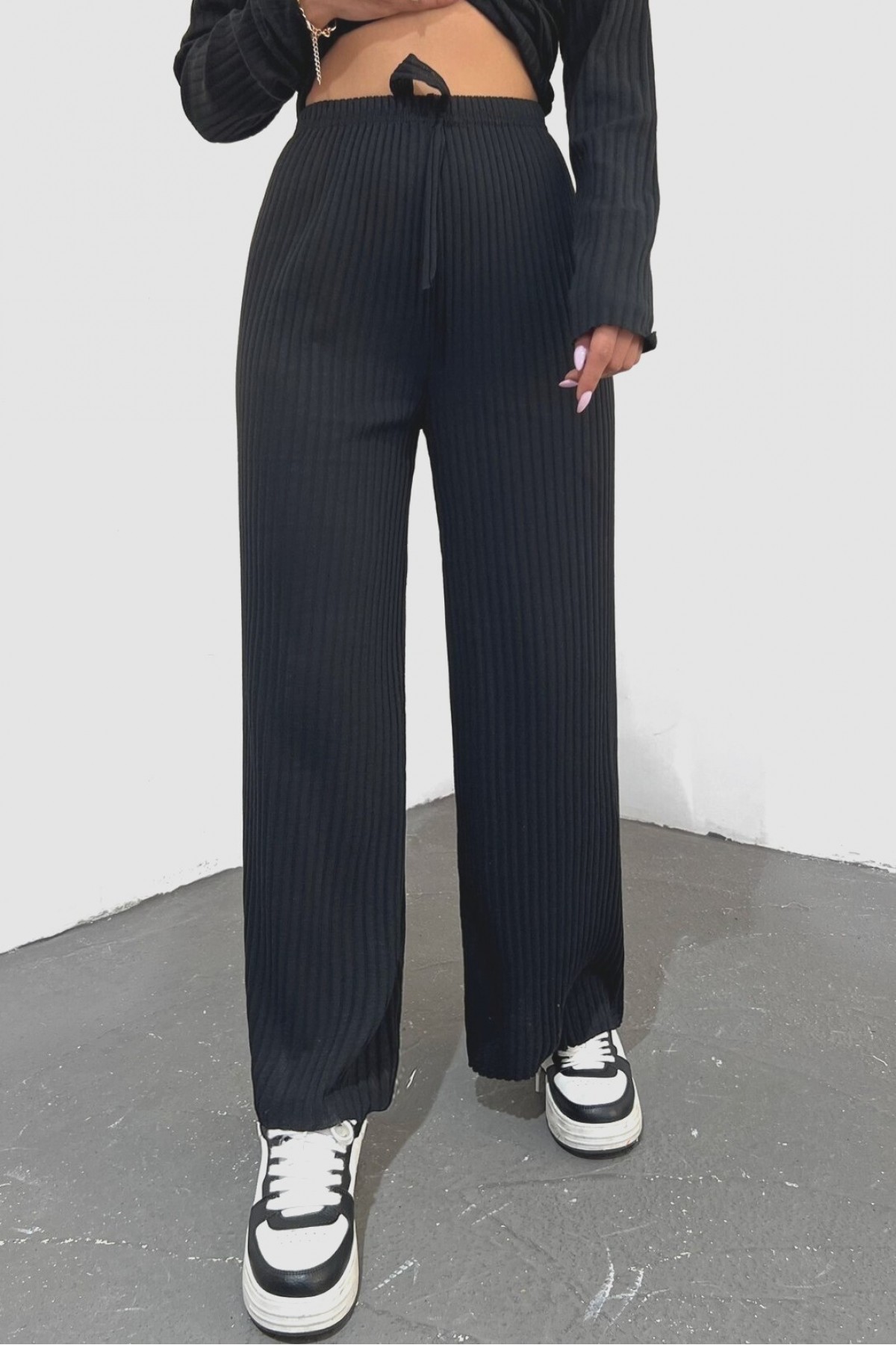 Lace Detail Loose Ribbed Trousers -Black