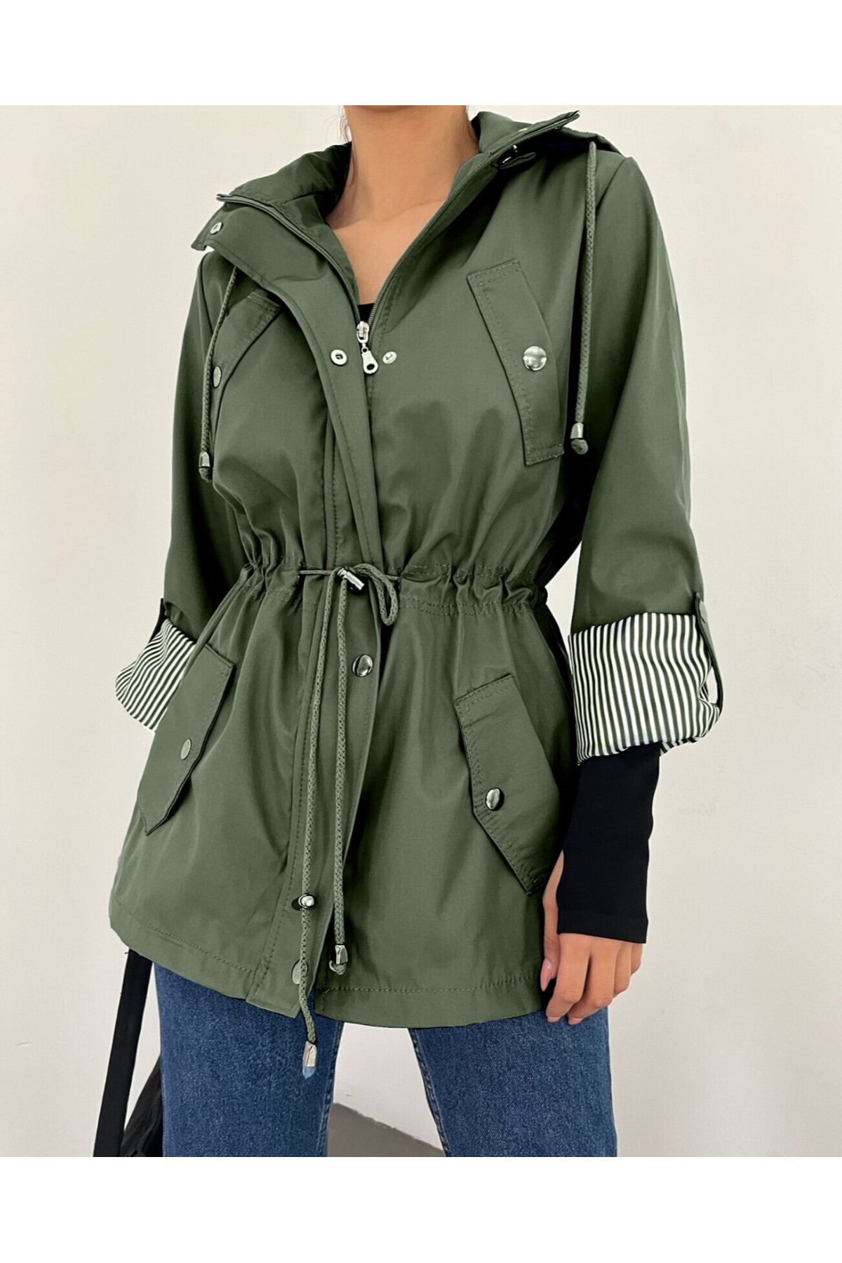 Hooded Top Pocket Detailed Short Trench Coat -Khaki