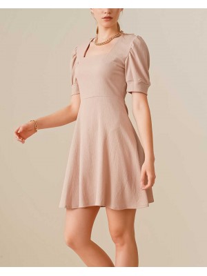 2339 Kare Yaka Örme Elbise - Bisküvi