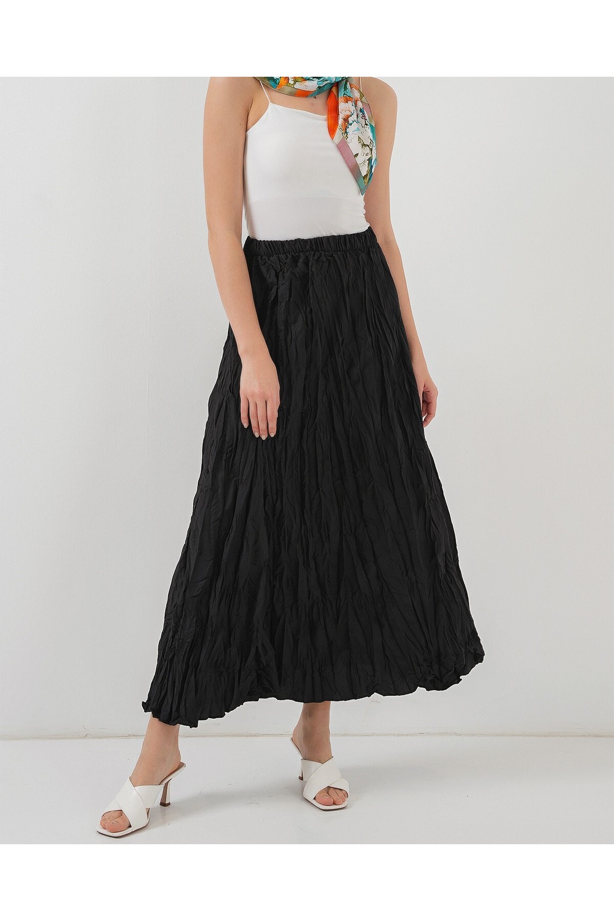 Women's Long Crinkle Skirt 8042 -Black