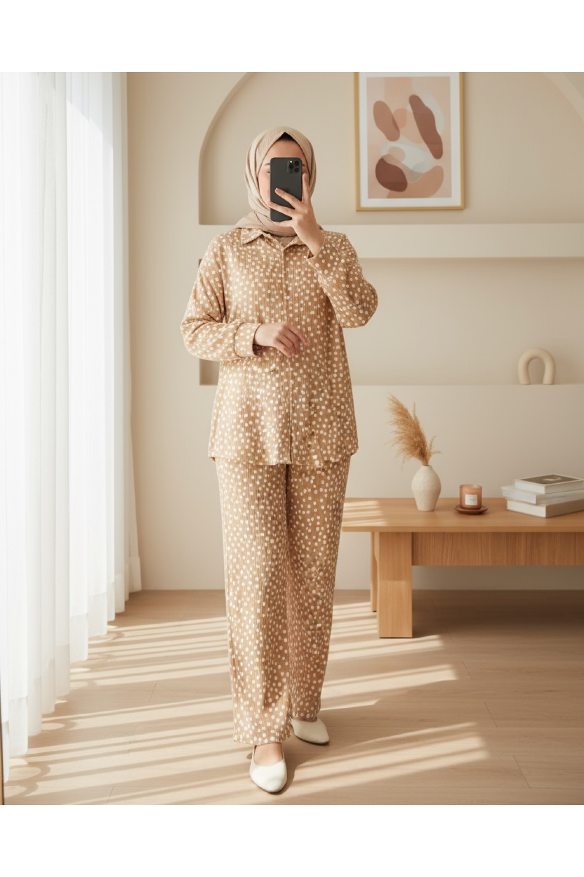 Women's Polka Dot Beige Ecru Knitted Two Piece Suit 5858