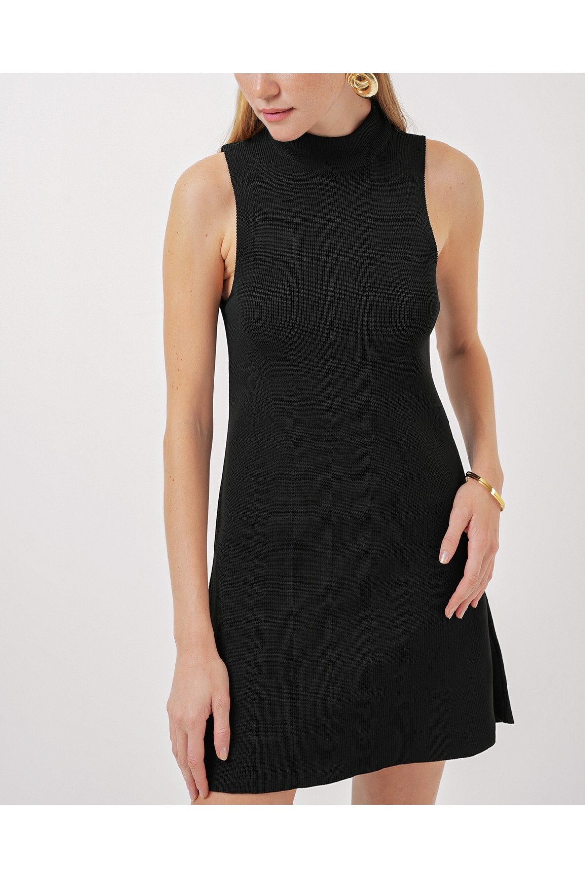 15906 Zero Sleeve Mini Knit Dress 