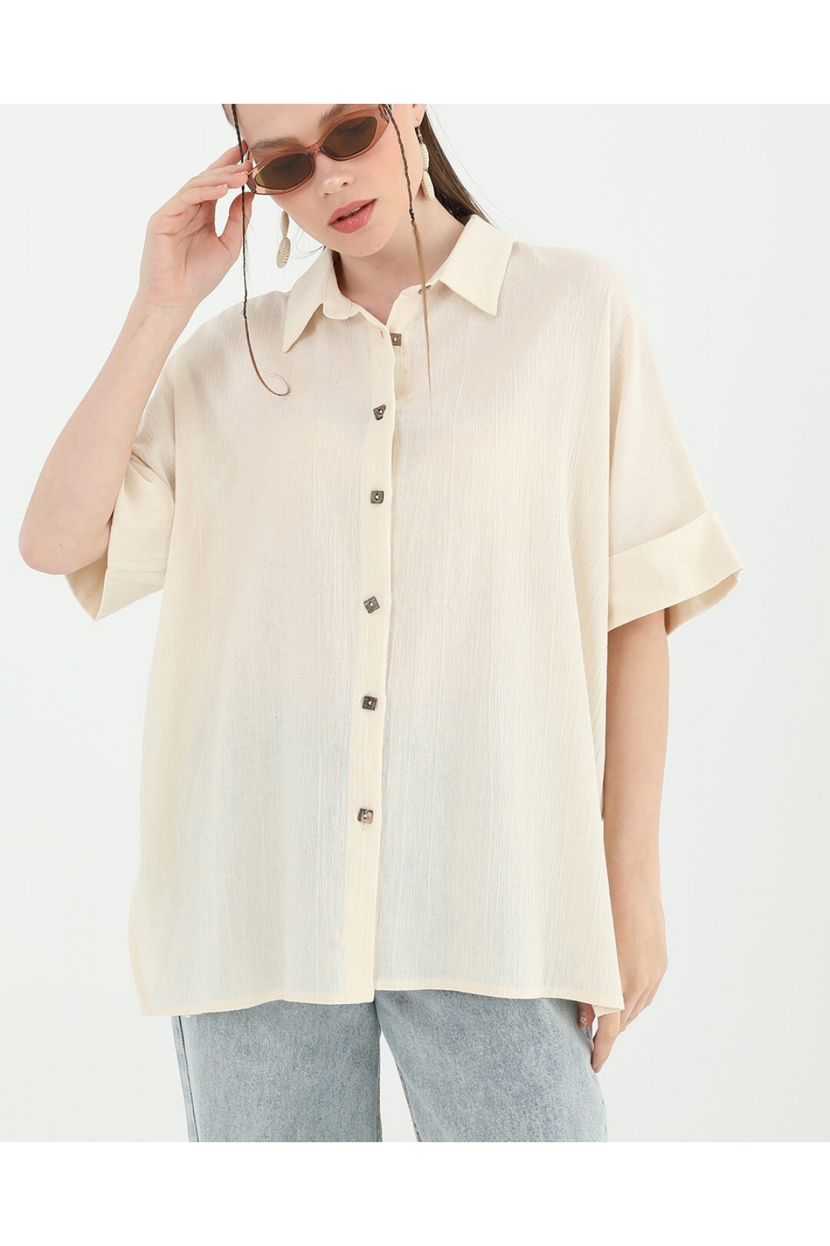 Women's Back Neck Lace Short Sleeve Shirt 