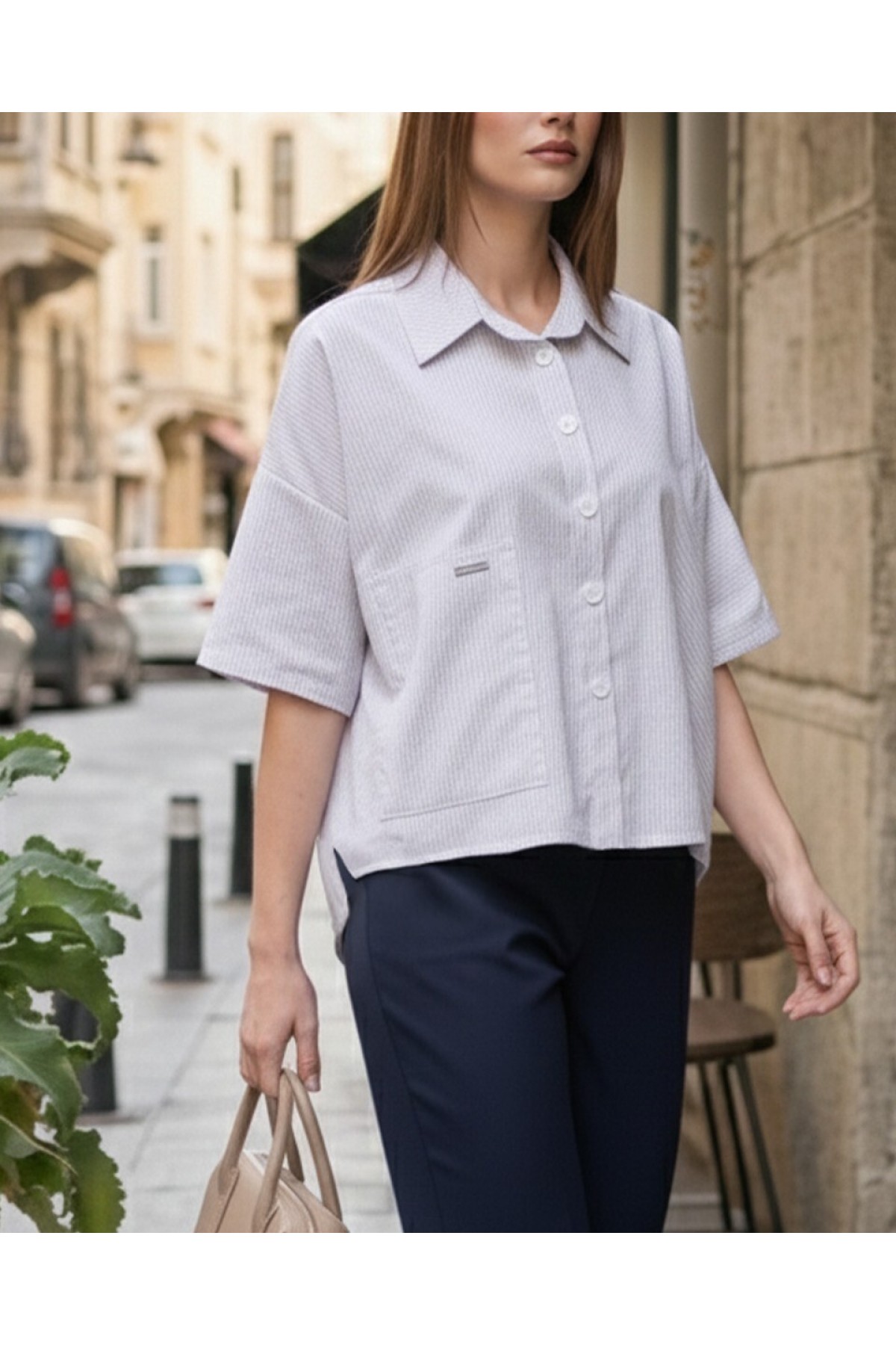 Women's Short-Sleeved Pocket Shirt 
