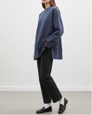 تونيك نسائي محبوك بياقة دائرية وأكتاف مكشوفة 