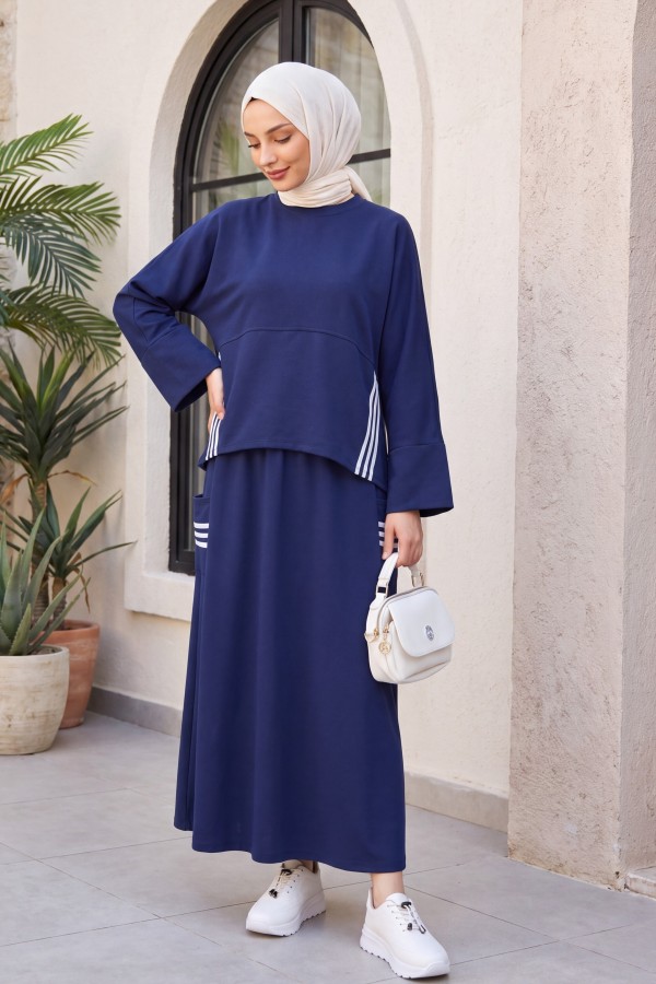 Two-Piece Cotton Jersey Set with Round Neck, Striped Detail, and Elasticated Waist. -İndigo