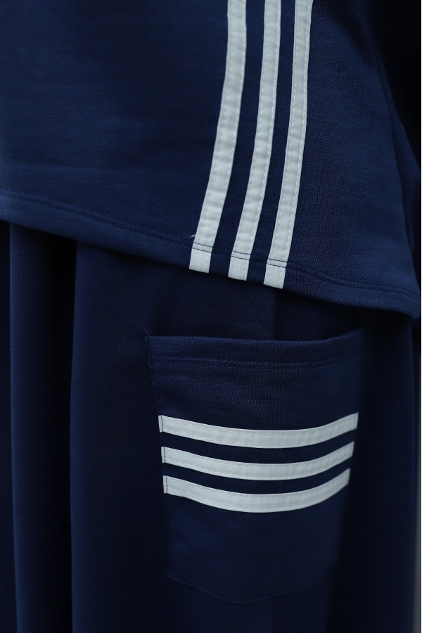 Two-Piece Cotton Jersey Set with Round Neck, Striped Detail, and Elasticated Waist. -İndigo