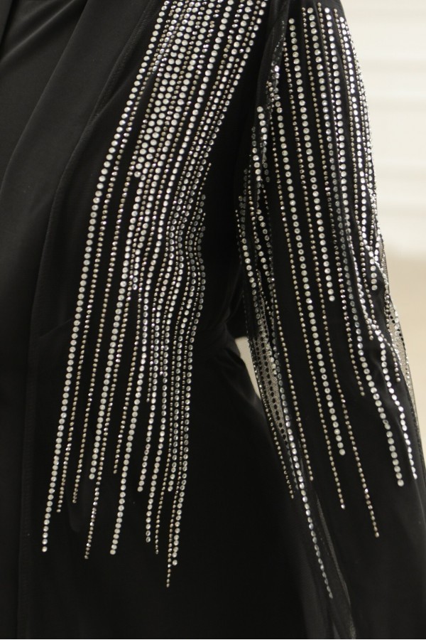 Taş Detaylı Kuşaklı İkili Abaya Takım -Siyah