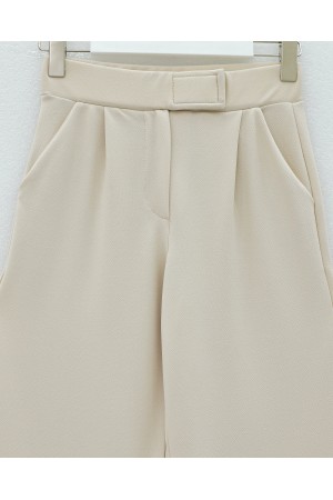 Beli Cırtcırt Detay Boru Paça Kumaş Pantalon  -Bej