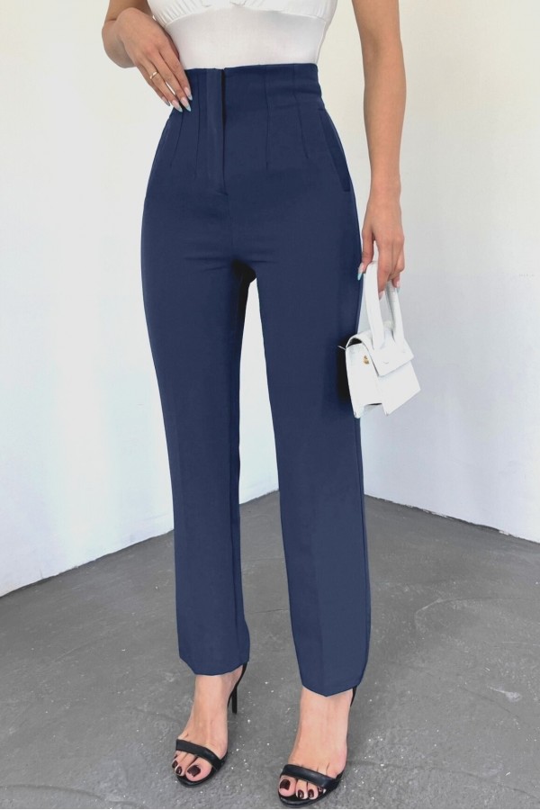 Zra Pleated Carrot Trousers  -Navy blue