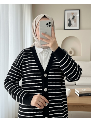 Taş Detaylı Düğmeli Triko Hırka -Siyah