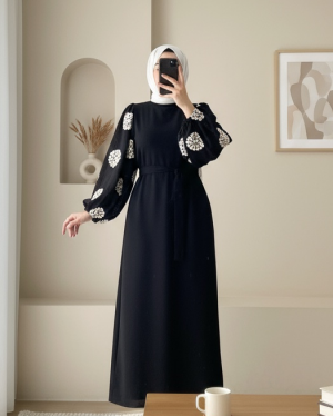 Kolu Tül Nakışlı Kalem Elbise -Siyah