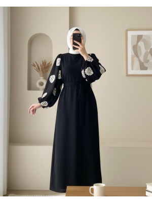 Kolu Tül Nakışlı Kalem Elbise -Siyah