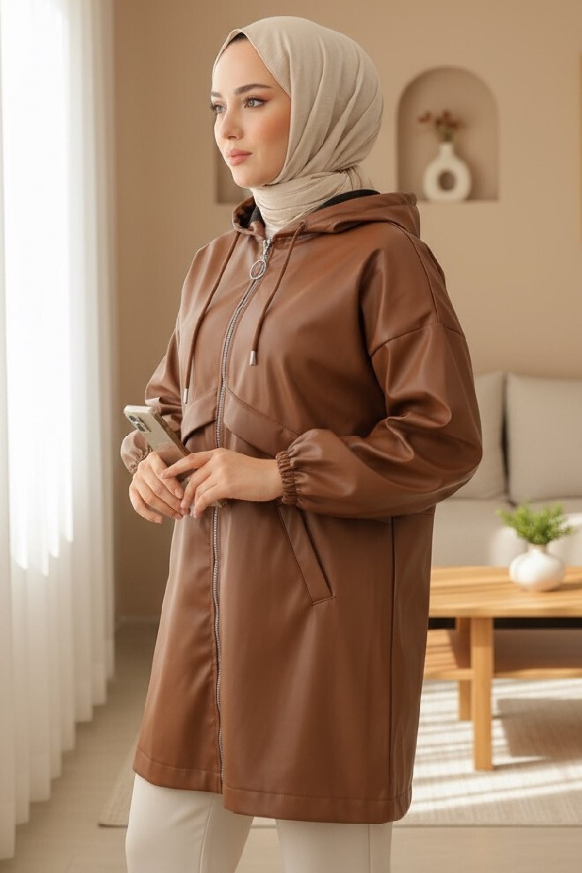 Hooded Leather Cap with Pockets -Snuff