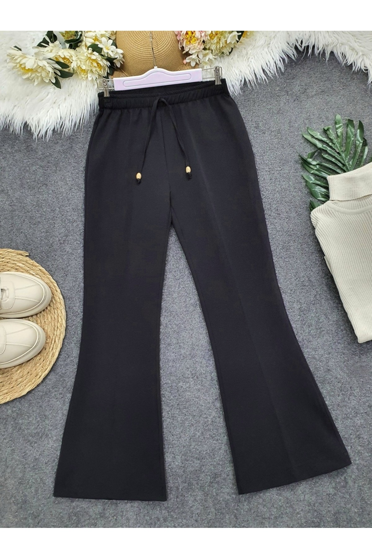 Lace Detail Elastic Waist Bell-Length Trousers -Black