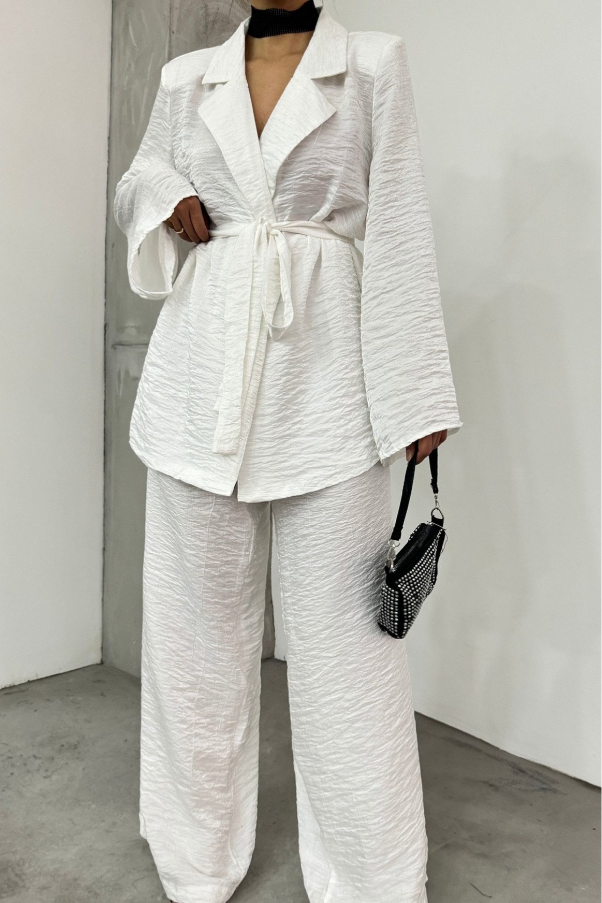 Top Buttoned Trouser Jacket Jersey Set -White