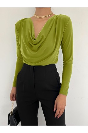 Yakası Drapeli Sendy Bluz   -Yağ Yeşili