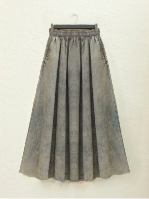 Washed Denim Skirt with Tassels on the Skirt -Tint