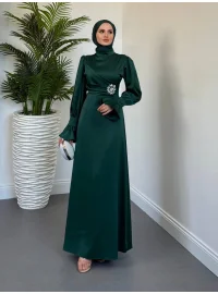 Zümrüt yeşili