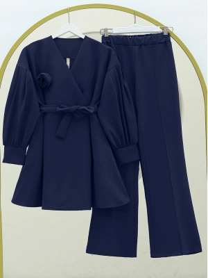 Çapraz Yaka Gül Detaylı Kemerli İkili Takım  -Laci