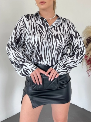 Digital Print Buttoned Shirt -Black