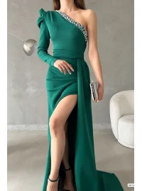 Zümrüt yeşili